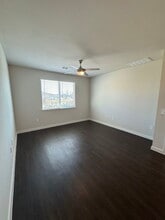 445 Elevon Pkwy in Nevada, TX - Building Photo - Building Photo