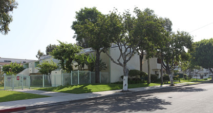 Casa One in Los Angeles, CA - Building Photo - Building Photo