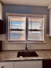 17 Hancox St-Unit -15 in Stonington, CT - Building Photo - Building Photo