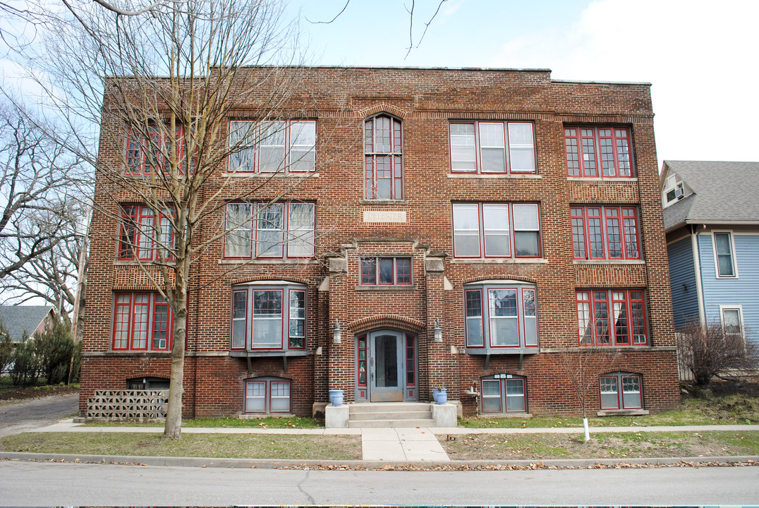 The Delester Apartments in Des Moines, IA - Foto de edificio