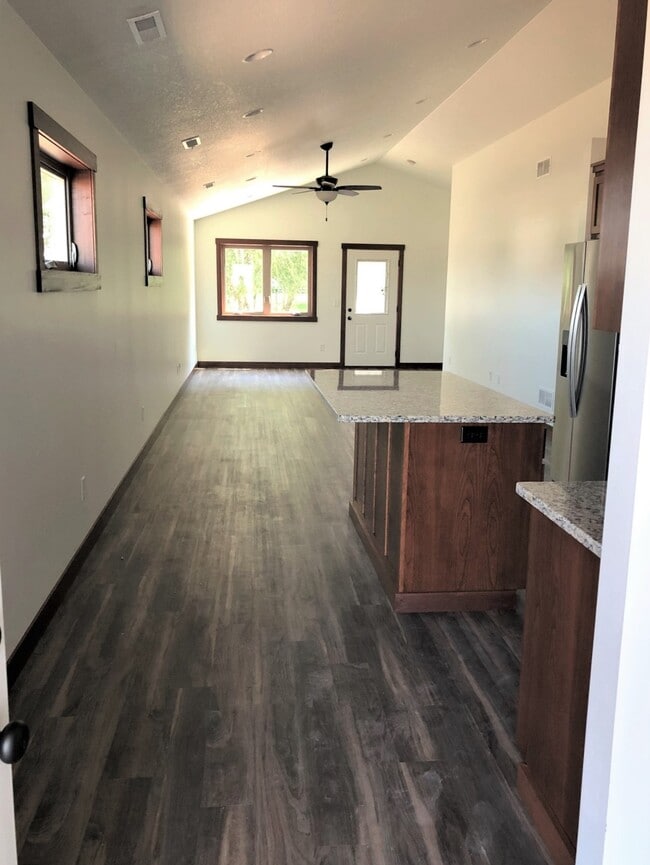 1767 Aspen Ct in New Richmond, WI - Building Photo - Building Photo