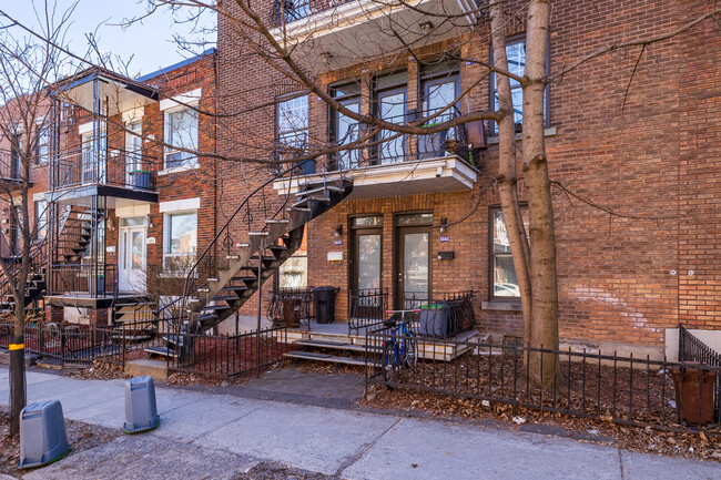 5660-5670 7E Av in Montréal, QC - Building Photo - Building Photo
