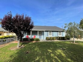 281 S Brent St in Ventura, CA - Building Photo