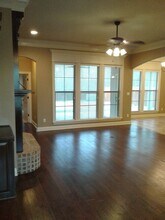225 Arrowhead Dr in Bossier City, LA - Foto de edificio - Building Photo