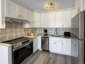 110 Jericho Tpke-Unit -2 in Mineola, NY - Building Photo - Building Photo