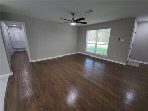 5104 Laurel Ln in Fort Worth, TX - Building Photo - Building Photo