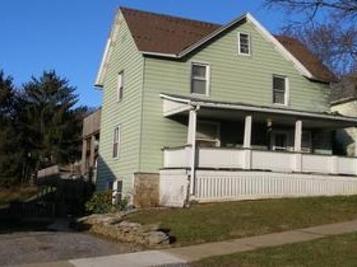416 E Locust St in Clearfield, PA - Foto de edificio