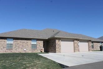 Arnold Circle Duplexes in Texarkana, TX - Building Photo - Building Photo