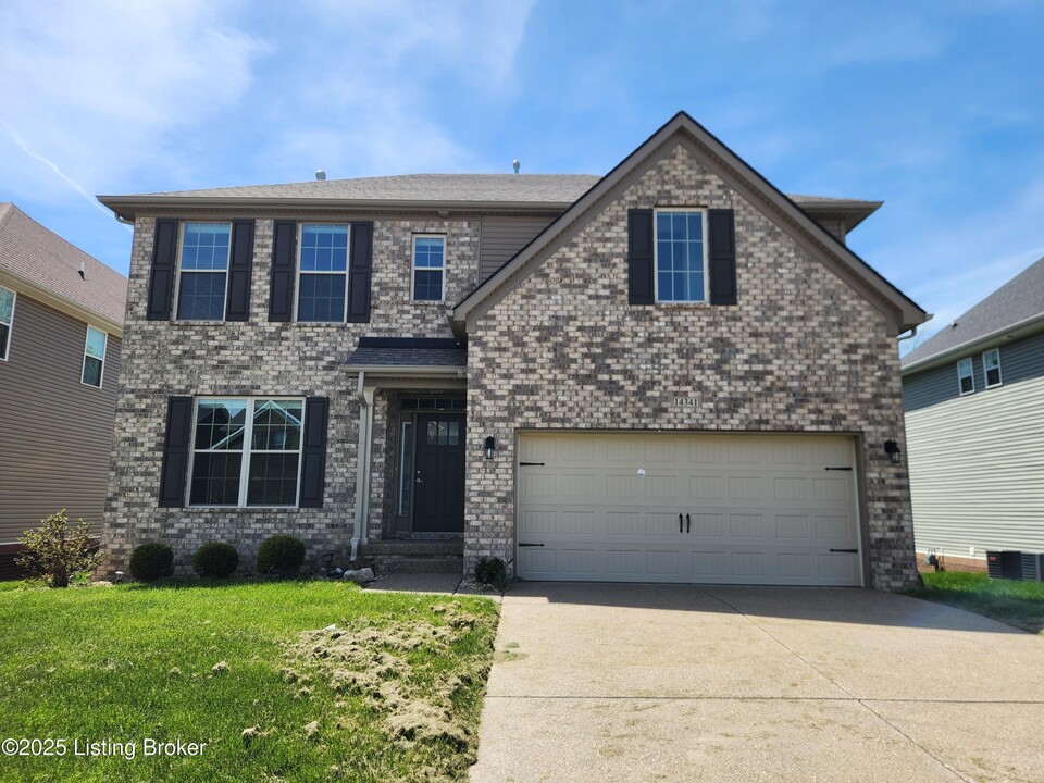 14341 Halden Ridge Way in Louisville, KY - Foto de edificio