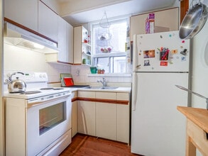 46 Northumberland St in Toronto, ON - Building Photo - Building Photo