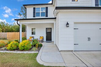 245 Lonesome Glory Dr in Raeford, NC - Building Photo - Building Photo