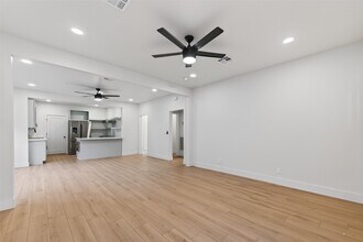 4413 Roseland St in Houston, TX - Building Photo - Building Photo