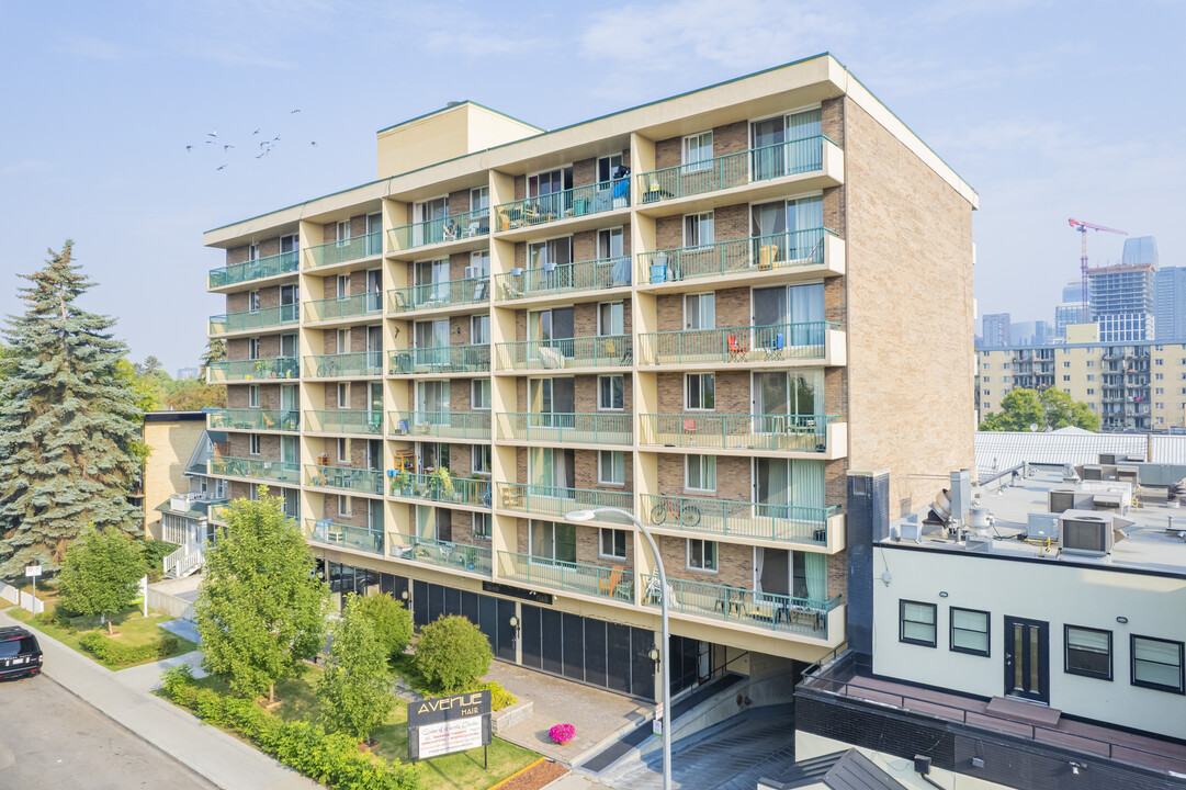 Granville House in Calgary, AB - Building Photo