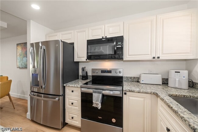 property at 501 Forest Lakes Blvd