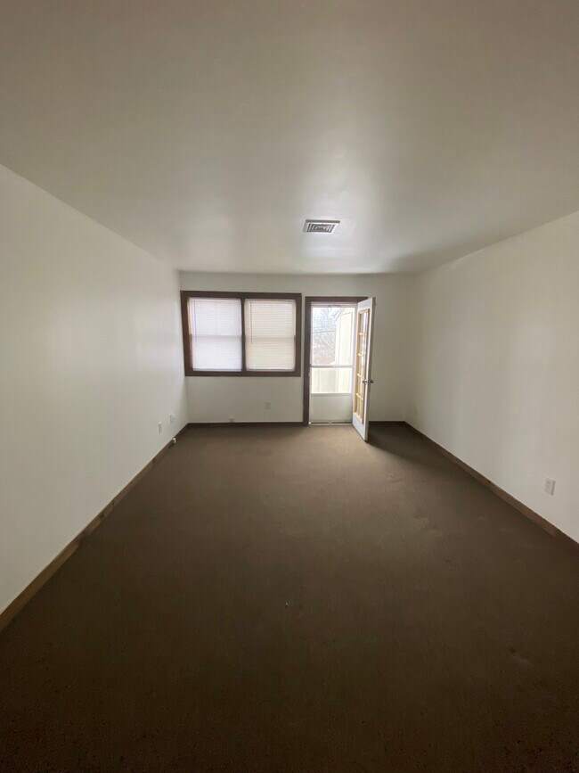 214 W Rd Rentals in Pleasant Valley, NY