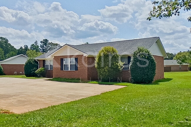 370 Deer Park Dr in Athens, GA - Foto de edificio - Building Photo