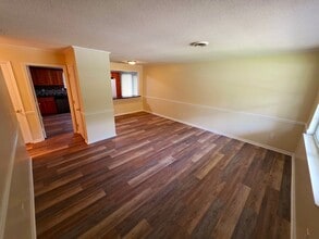 201 Spring Dr in Jacksonville, NC - Building Photo - Building Photo