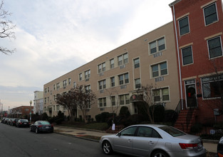 The Carlyle Condominium in Washington, DC - Building Photo - Building Photo