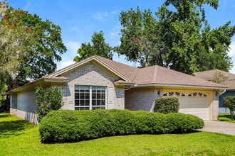 1430 Starboard Ct in Fleming Island, FL - Building Photo - Building Photo