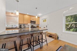 33 Ancell St in Alexandria, VA - Building Photo - Building Photo