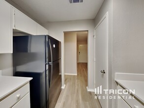 5915 Myers Rd in Arlington, TX - Building Photo - Building Photo