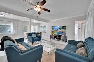 822 NW 6th Ave in Dania Beach, FL - Building Photo - Building Photo