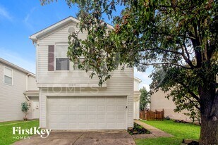 1229 Kenwood Dr in Greenwood, IN - Building Photo