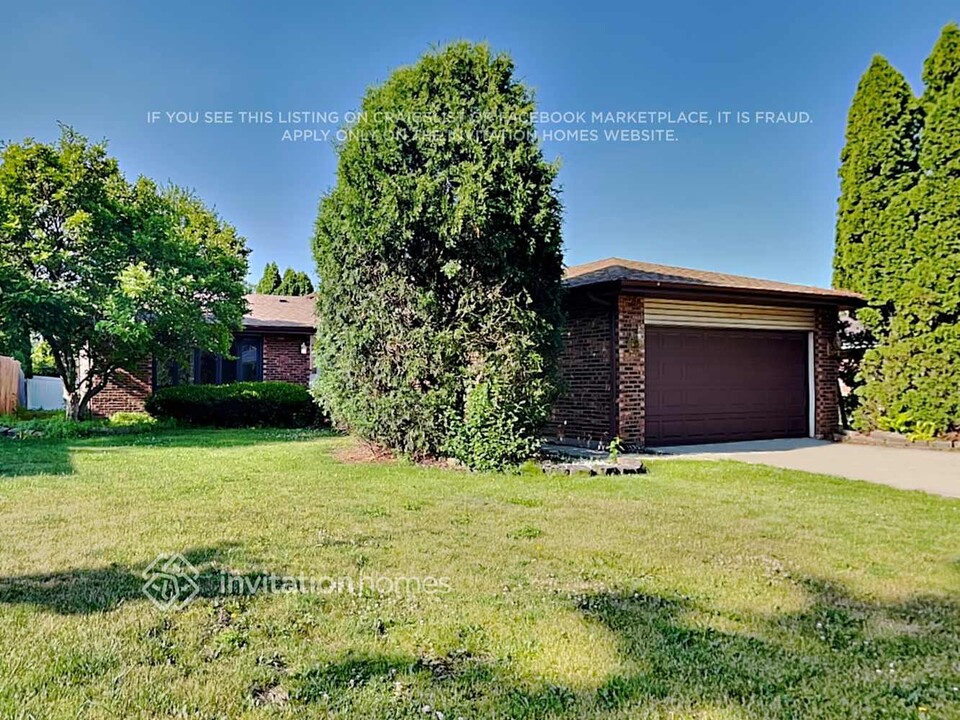 6425 180th Pl in Tinley Park, IL - Building Photo