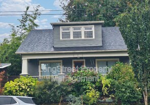 636 N Shaver St in Portland, OR - Building Photo