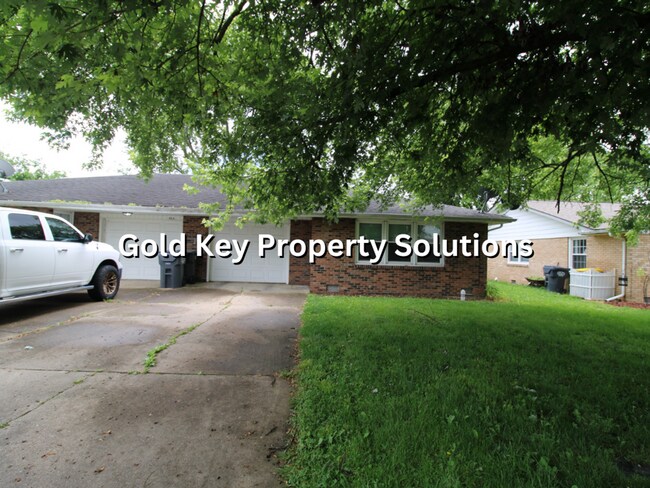 811 Mellen Dr-Unit -811 in Anderson, IN - Building Photo - Building Photo