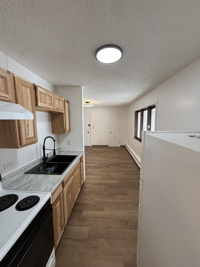 401 Slater St in Fairbanks, AK - Building Photo - Building Photo