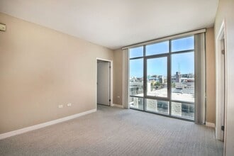 425 W Beech St in San Diego, CA - Building Photo - Building Photo