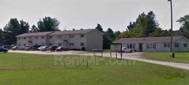 property at 10 W Remus Rd