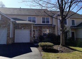 160 Canterbury Ln in Blue Bell, PA - Building Photo