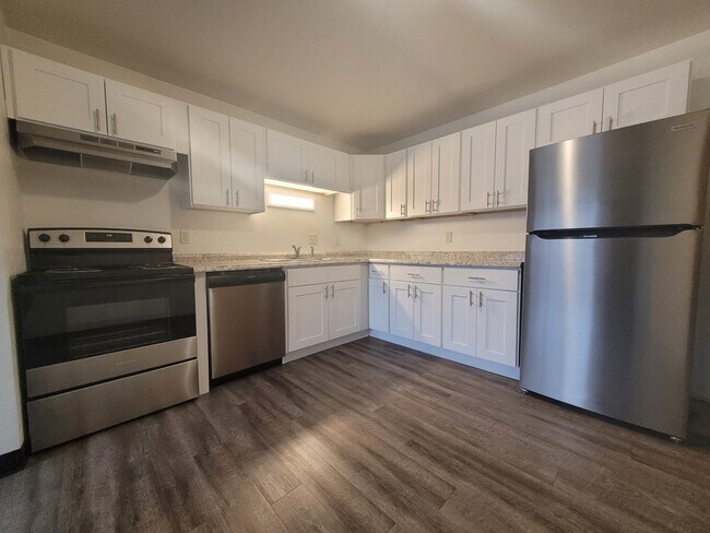 1303 Morris Ave