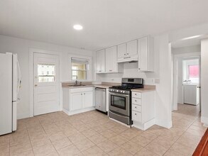 17 Bradford St in Concord, MA - Building Photo - Building Photo