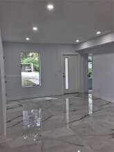 1535 NE 139th St in North Miami, FL - Building Photo - Building Photo