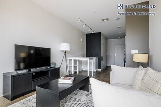 5 Glassworks Ave, Unit SI FL3-ID1289 in Cambridge, MA - Foto de edificio - Building Photo