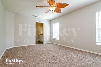 901 Pearly Ridge Ln in Lakeland, FL - Building Photo - Building Photo