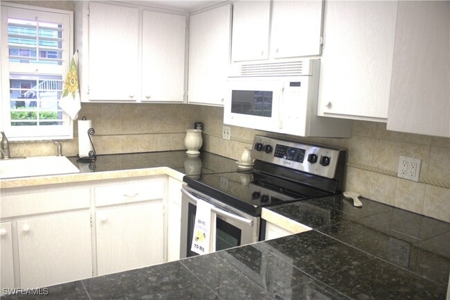 200 Valley Stream Dr