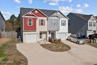 325 Frisco Wy in Holly Ridge, NC - Building Photo - Building Photo