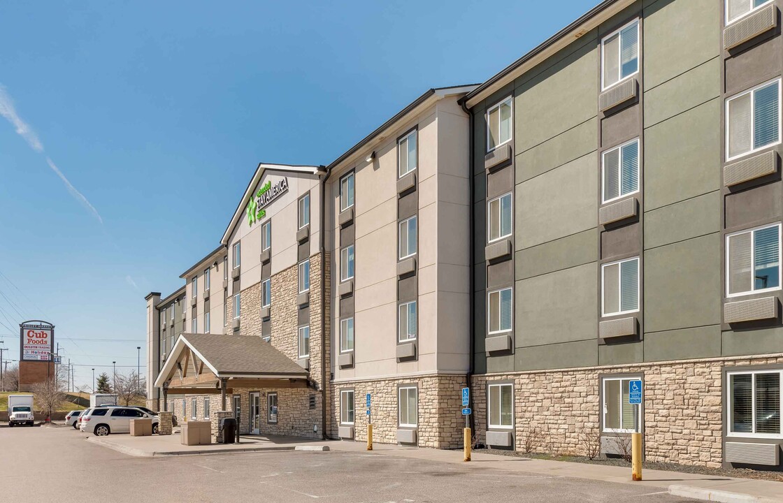 Extended Stay America Suites Minneapolis in Fridley, MN - Foto de edificio