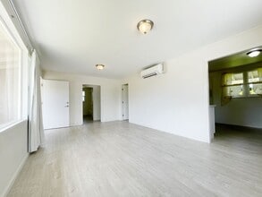 335 Oneawa St in Kailua, HI - Building Photo - Building Photo
