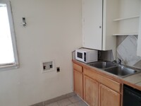 208 W 6th St, Unit Apt.#2 photo'