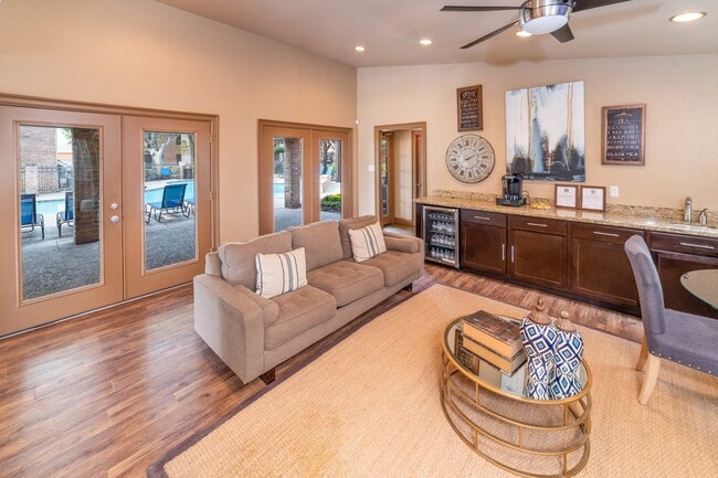 2800 Ashford Trail Dr in Houston, TX - Building Photo - Building Photo