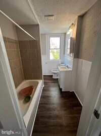 2606 E Oliver St photo'