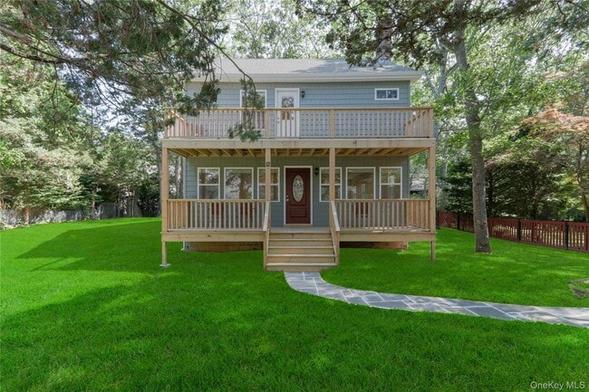 property at 12 14th St