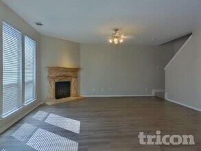 9705 Gallatin Ln in Fort Worth, TX - Building Photo - Building Photo