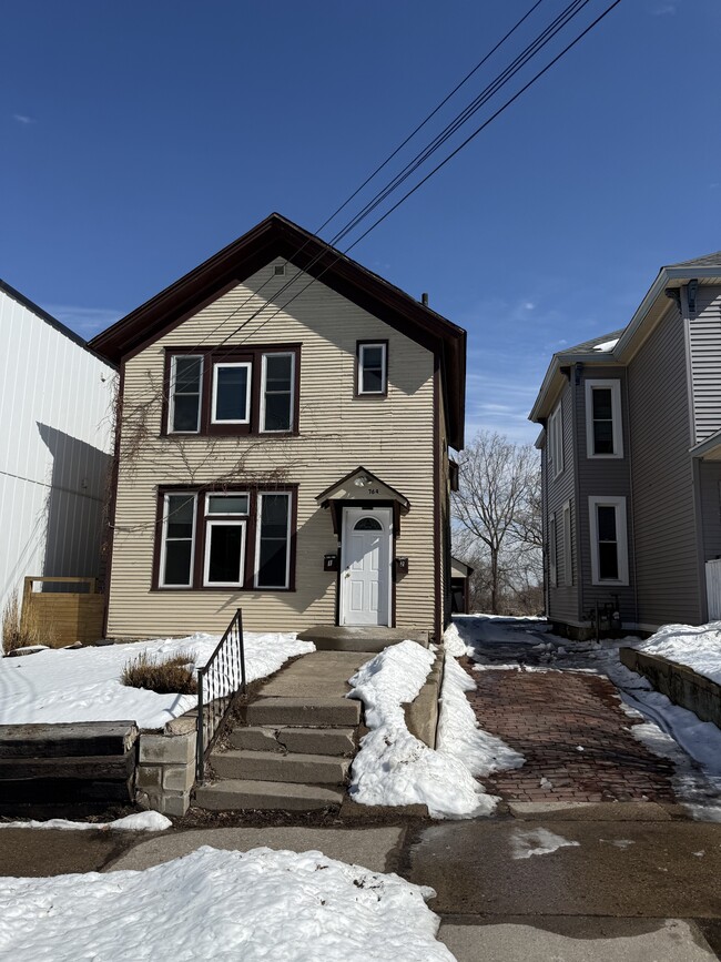 property at 764 Capitol Heights