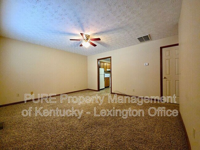 366 Bonny Lynn Dr in Harrodsburg, KY - Building Photo - Building Photo